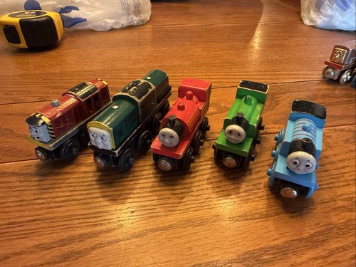 Wooden thomas and friends - wooden,
